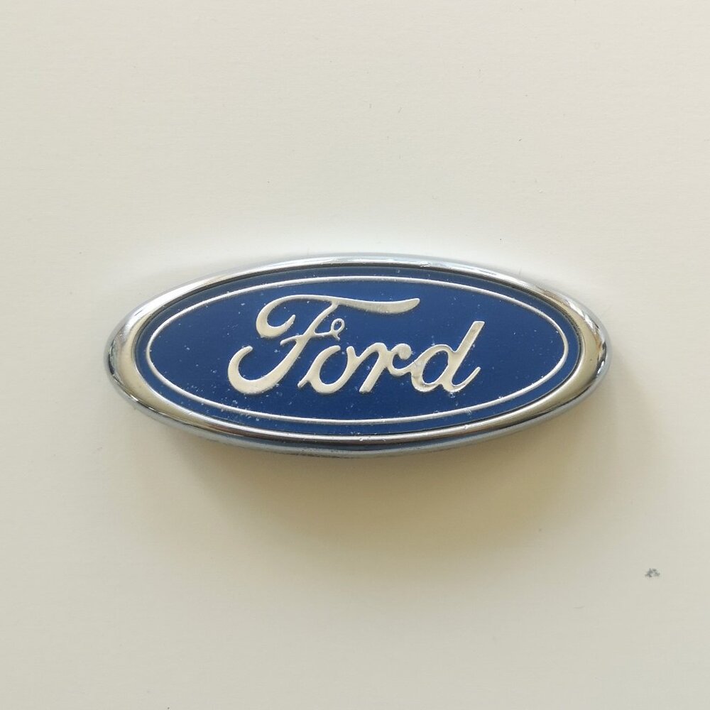 FORD EMBLEM LOGO E83B-5442550-CA TEMPO92-96 ESCORT 97-99